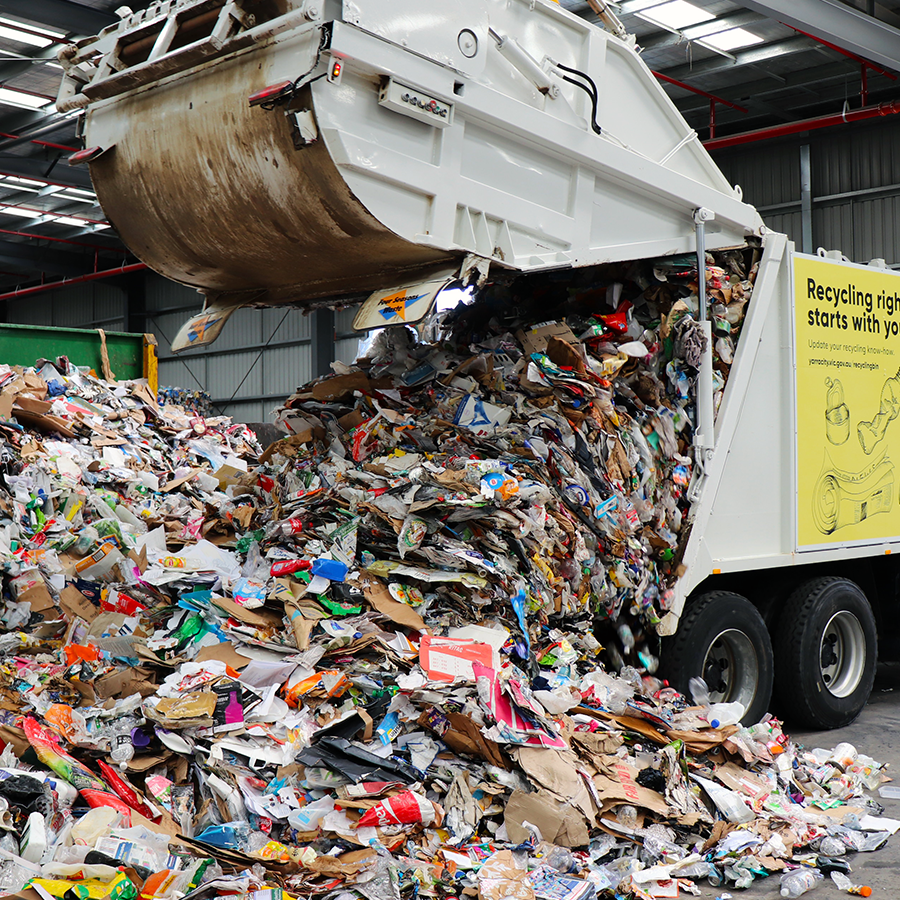 Yarra recycling truck dropping off a load of recycling to the Australian Paper Recovery processing facility