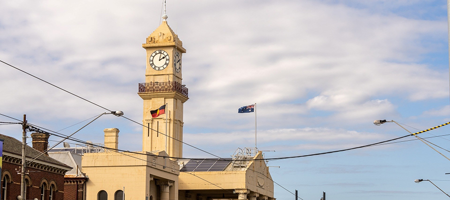 Richmond Town Hall romantically set against a blue sky