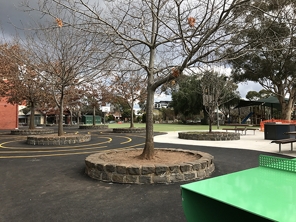 Yarra Primary School outdoor recreation area