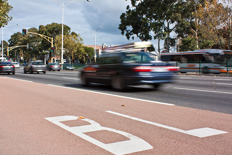 Hoddle Street with bus lane in focus